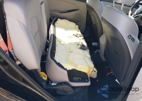 2020 Hyundai Tucson Value z USA, uszkodzony, nr VIN KM8J3CA45LU102868